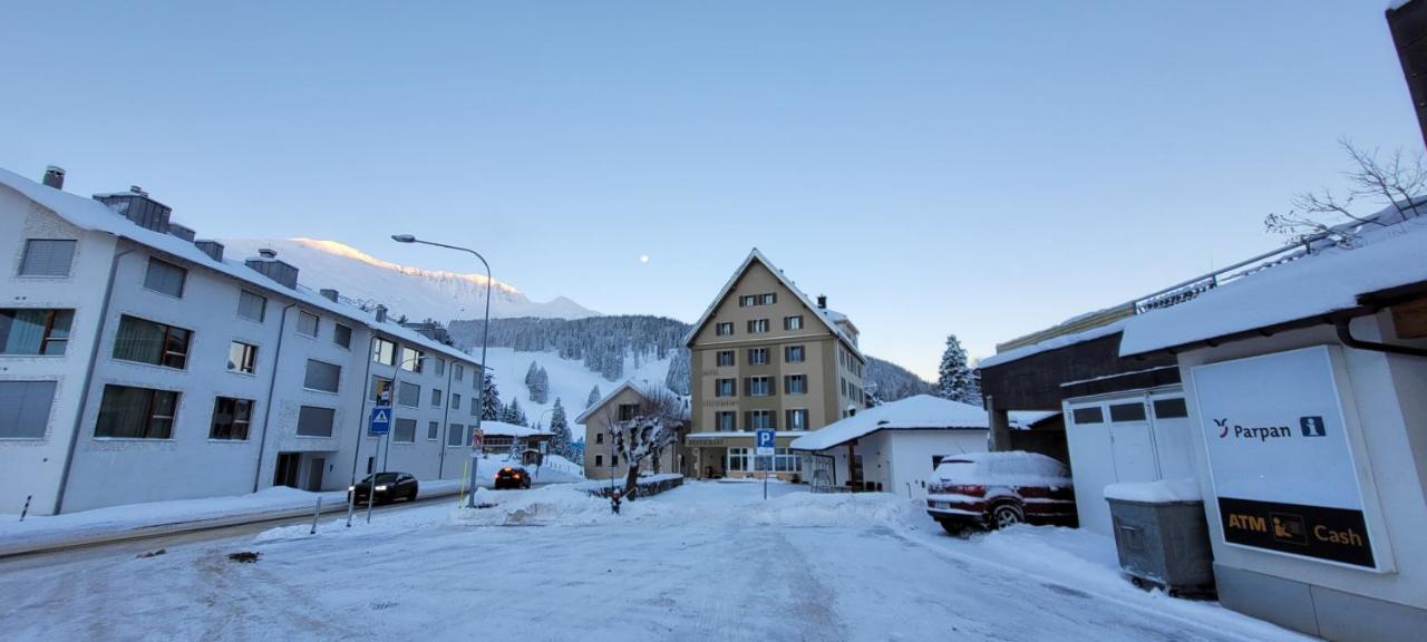 Hotel Staetzerhorn Parpan Exterior photo