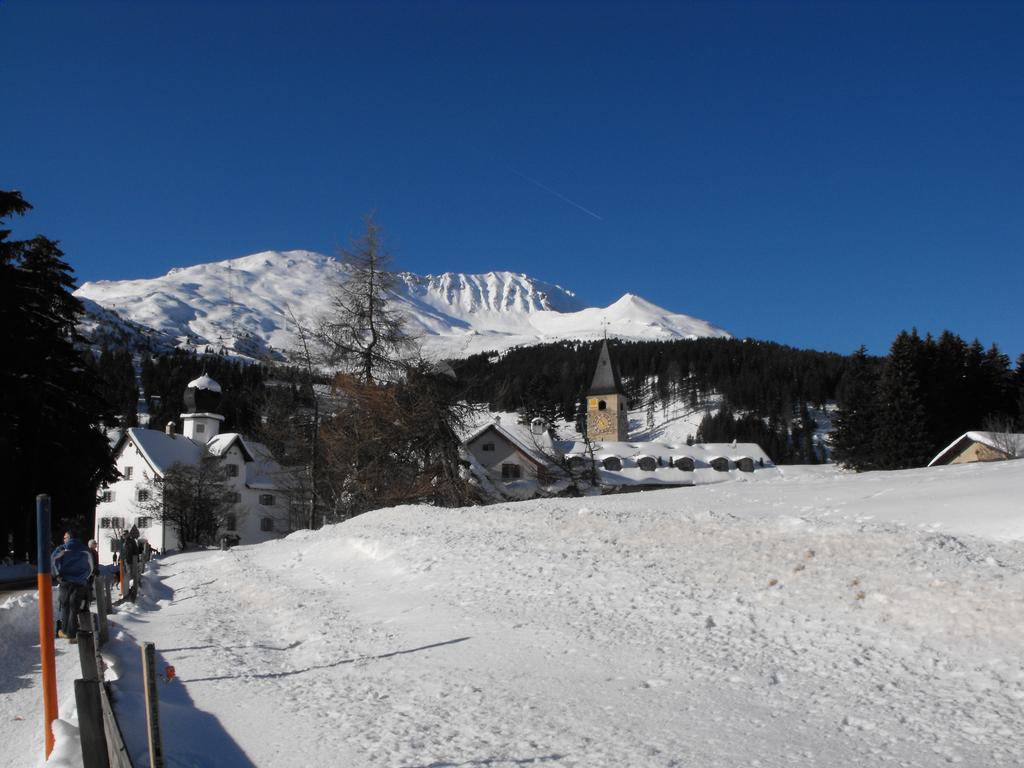 Hotel Staetzerhorn Parpan Exterior photo
